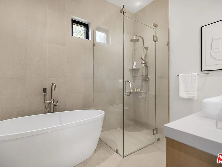 1754 Lechusa Rd — Photo 30