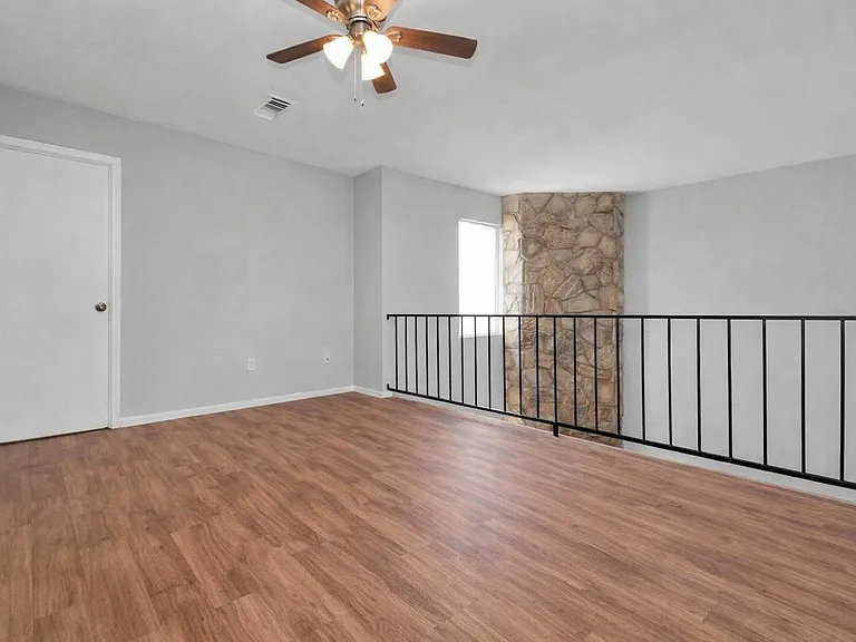 12255 W Village Dr #E — Photo 14