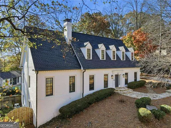 8520 Valemont Dr, Sandy Springs, GA 30350