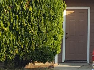 903 Sierras Ln, Firebaugh, CA 93622