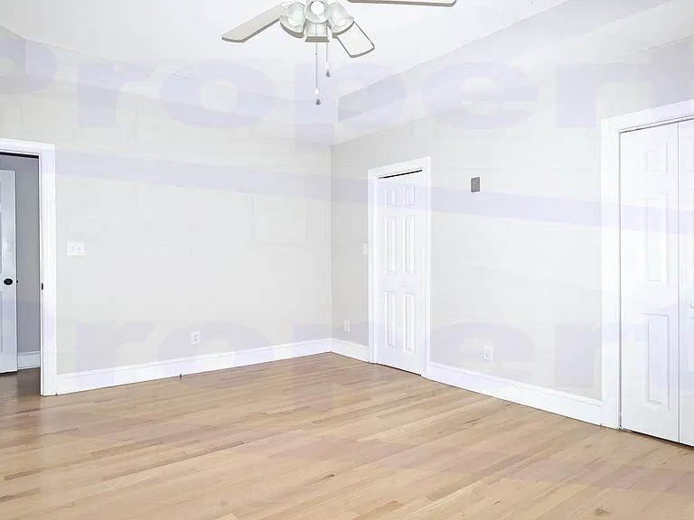 126 Linda St #A — Photo 9