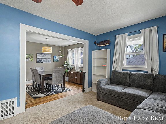 5th image of 1365 Penn Ave NE