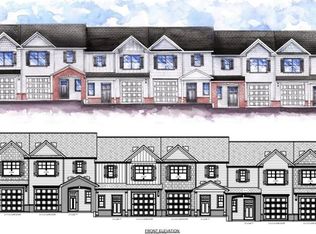 1045 NW Rainey St, Gainesville, GA 30501