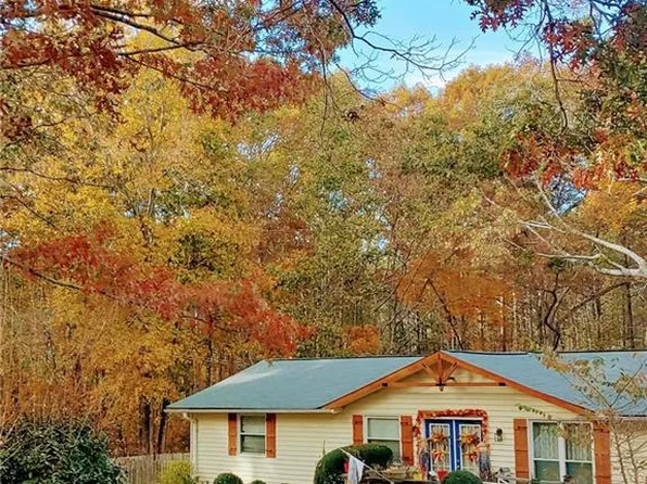 3412 Springdale Forrest Ave, Gainesville, GA 30506