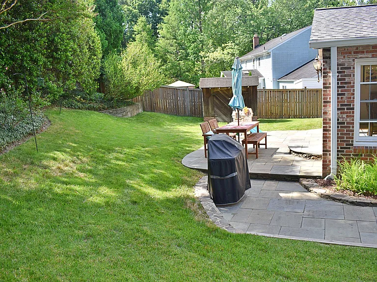 8097 Winding Way Ct — Photo 34