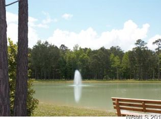 4814 Delft Dr, New Bern, NC 28562