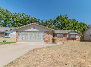 1105 Wildwood Dr, Arlington, TX 76011