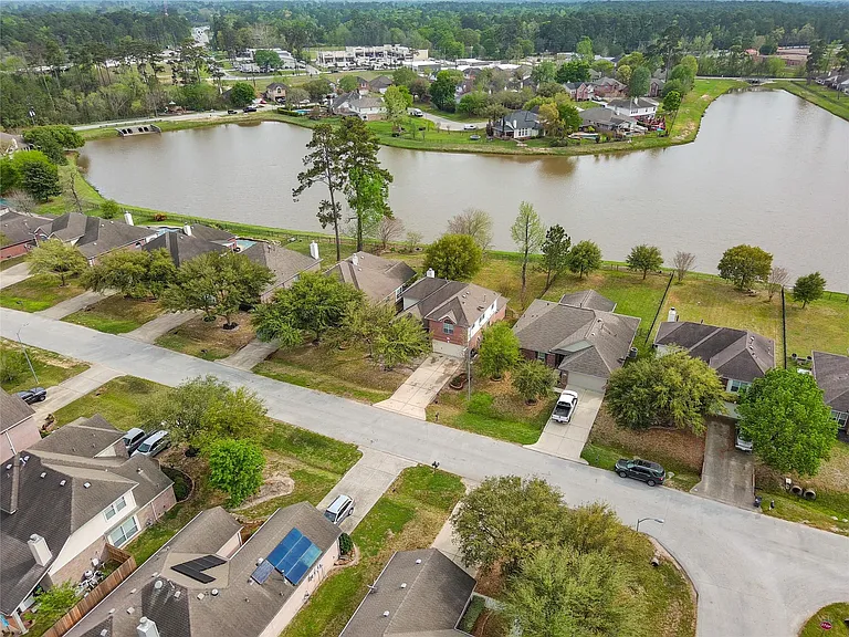 9219 E Lakeside Dr — Photo 38
