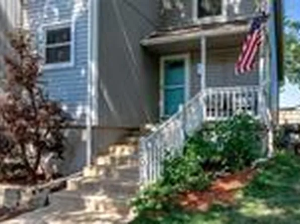 12012 W 48th Ter, Shawnee, KS 66216