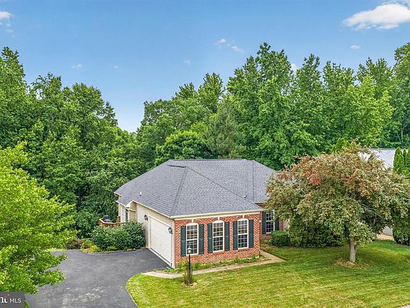4th image of 7935 Eagle View Dr