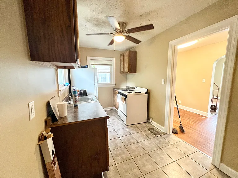 1816 Gregg Ave — Photo 5