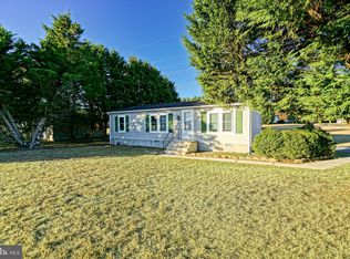 14 Circle Dr E, Milton, DE 19968