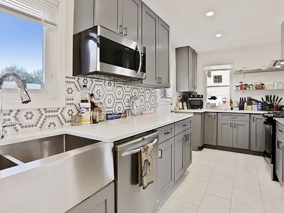 Stainless steal applicates for easy cleaning