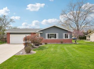3432 Oregon St, Racine, WI 53405