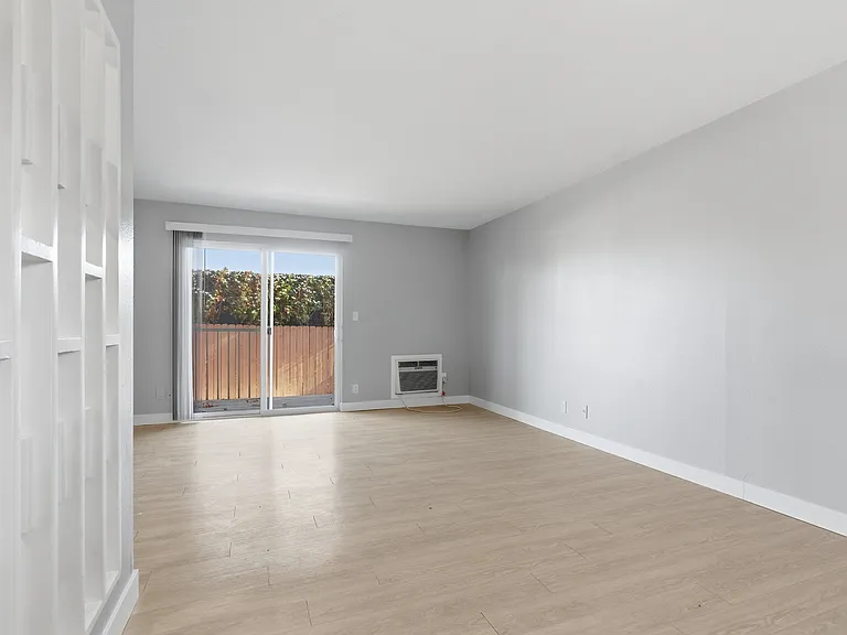 6625 N Standard St — Photo 14