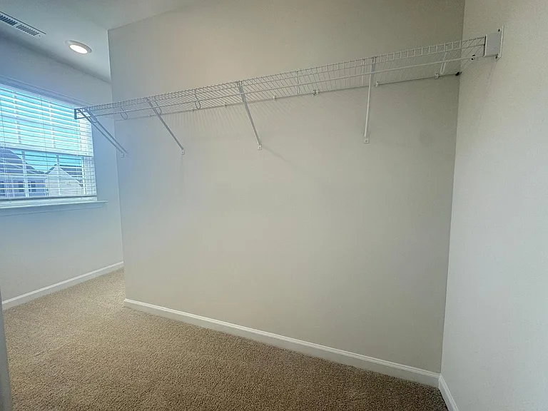 210 Palm Dr — Photo 11