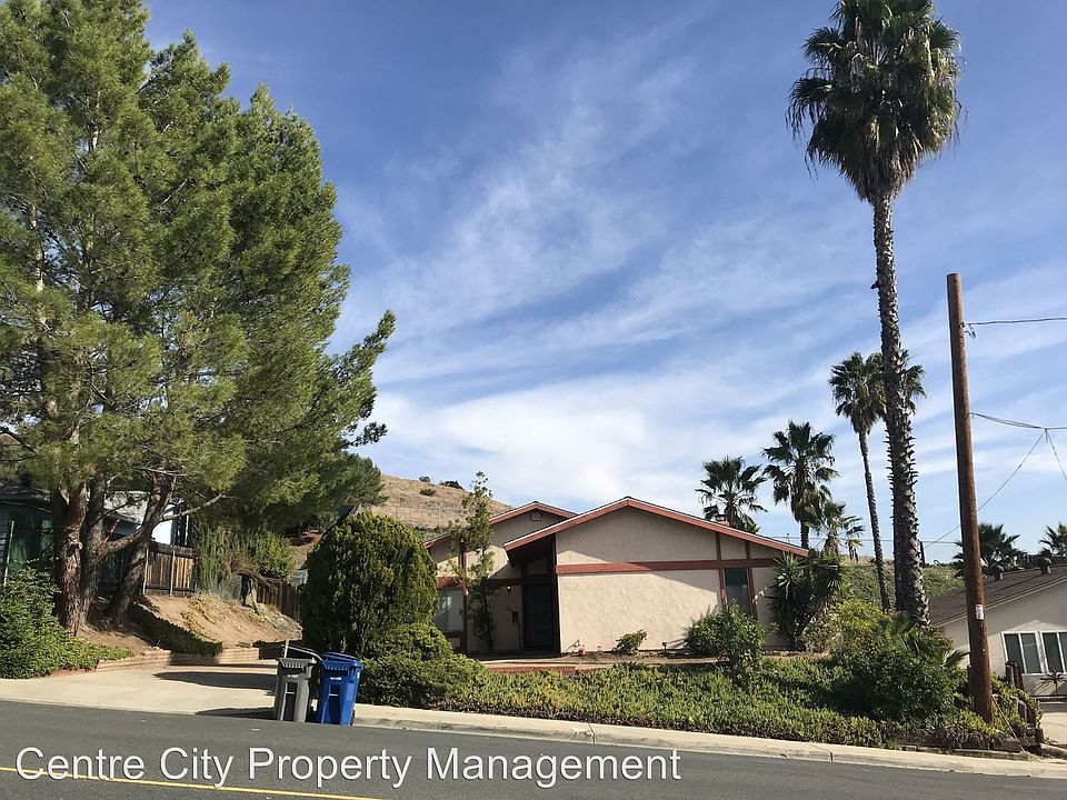 2nd image of 10011 Carlton Hills Blvd