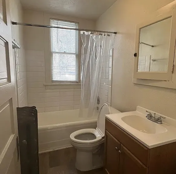 314 E Warm Springs Ave #2 — Photo 1