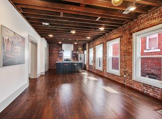 2114 E 10th St, Kansas City, MO 64127