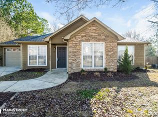 220 Meriweather Ln, Calera, AL 35040