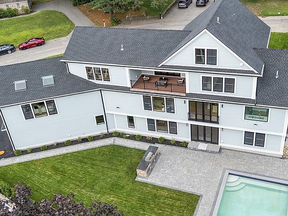 4th image of 55 Crestview Rd