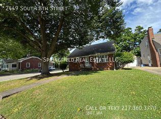 2449 S 8th St, Springfield, IL 62703