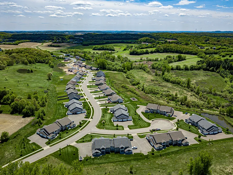 Whisper Ridge Townhomes — Photo 9