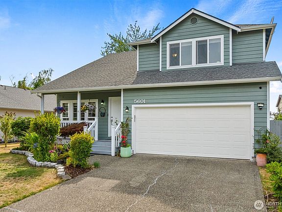 3rd image of 5601 Thornbury Drive SE