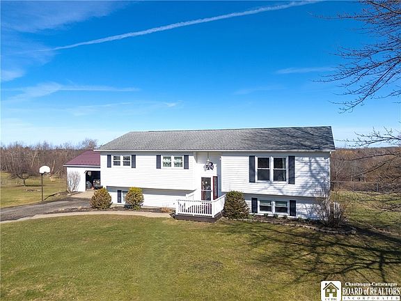 3rd image of 4180 Webster Rd