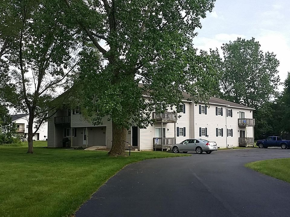 1st image of 7477 Crosscreek Dr