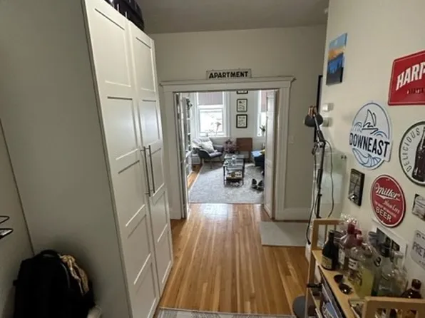 15 Egremont Rd, Brighton, MA