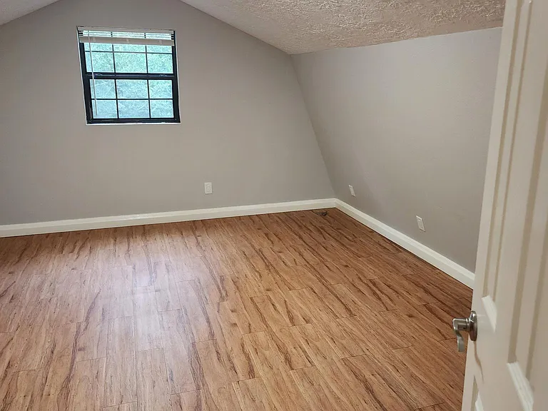 15906 Long Neck Dr — Photo 23