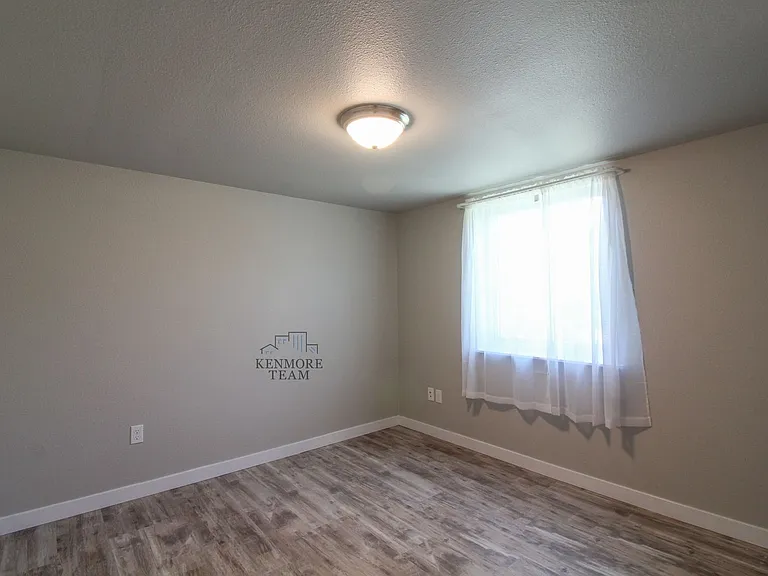 103 Casey Ave — Photo 10