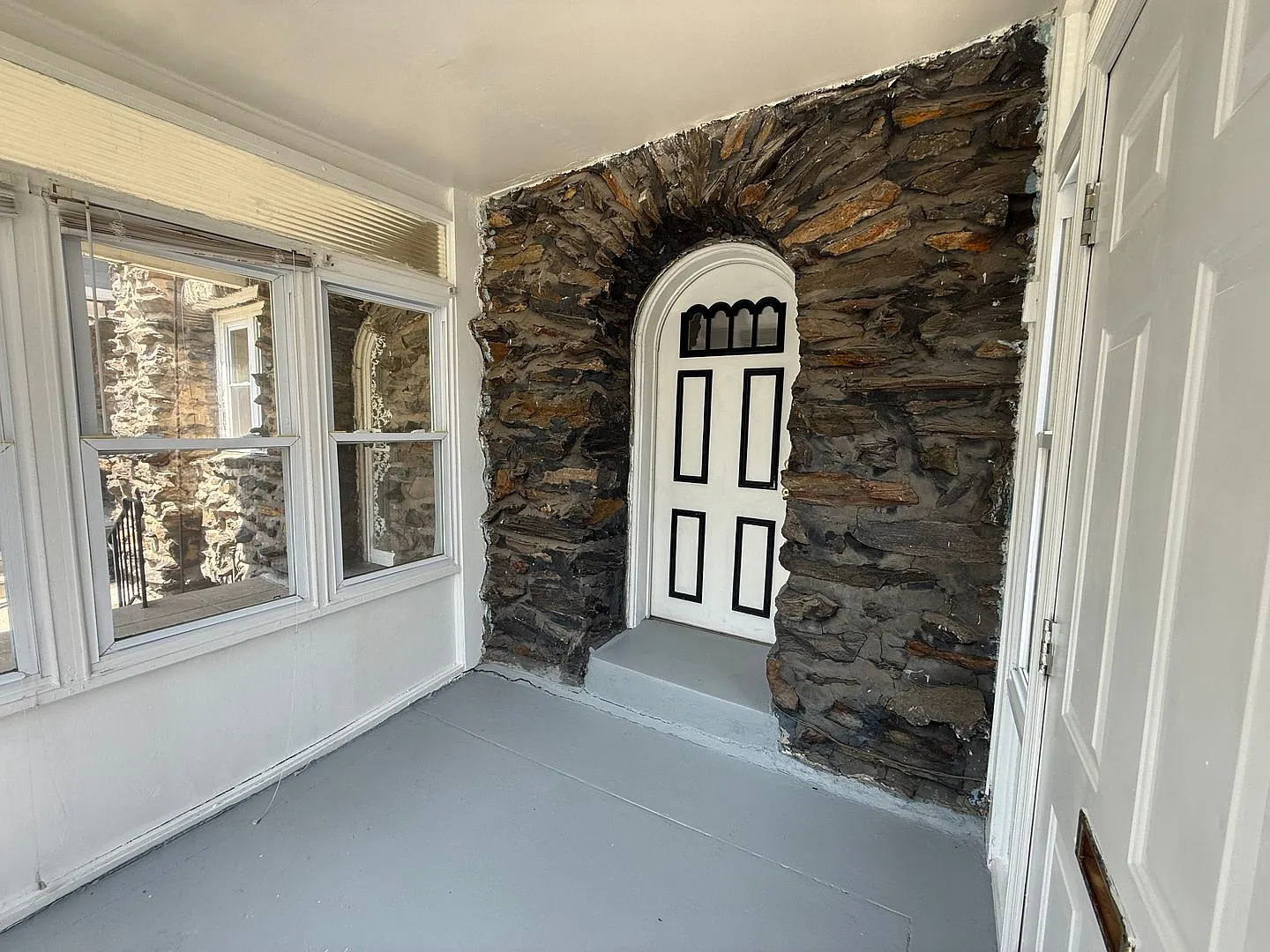 373 E Cliveden Street (3BD/1.5BT) | Single-Family Home with Garage, Detached Fenced in Backyard &... — Photo 4