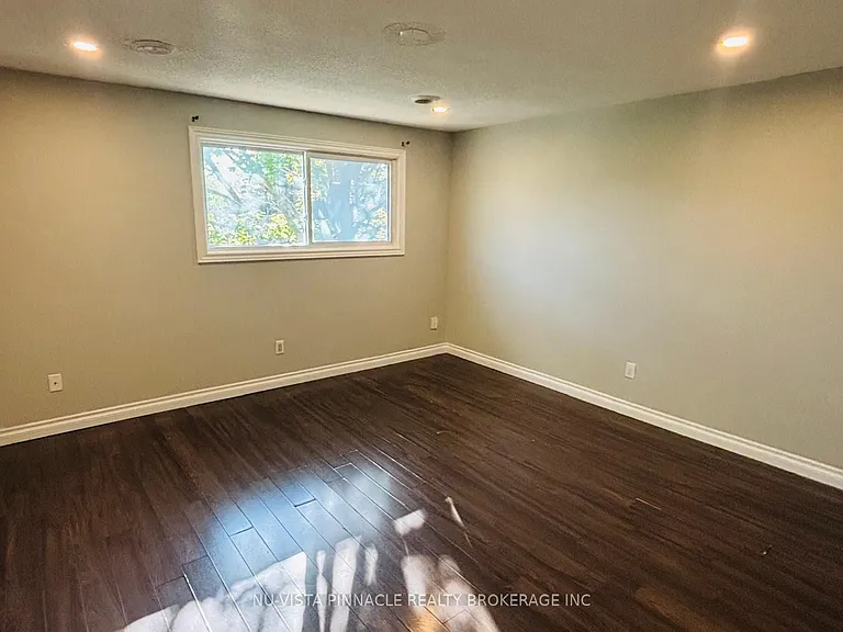 577 3rd St #39 — Photo 15