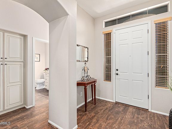 5th image of 32990 N MADISON WAY Drive