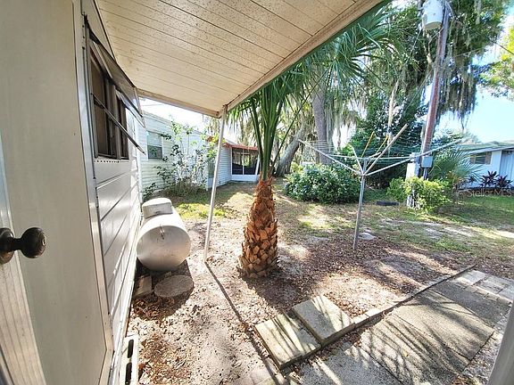 3rd image of 31919 Tropical Shores Dr