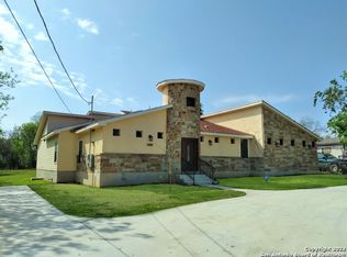 233 Esmeralda Dr #1, San Antonio, TX 78228
