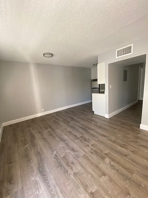 1 bed, 650 sqft, $1,695 — Photo 3