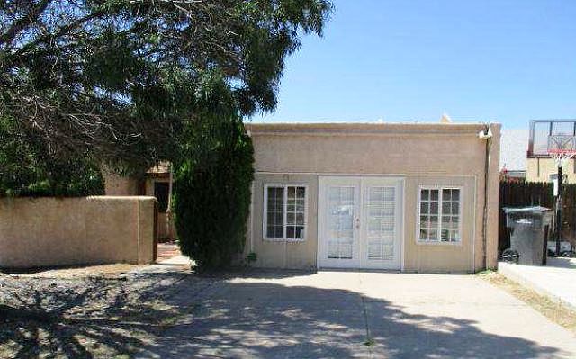 1st image of 4628 Fairfax Dr NW