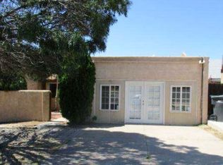 4628 Fairfax Dr NW, Albuquerque, NM 87114