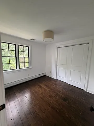 42 Saint Johns Ave — Photo 8