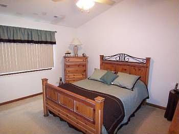 3rd image of 64 Woodland Park Cir