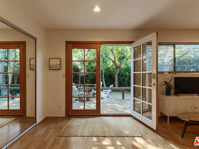 4450 Alla Rd — Photo 34