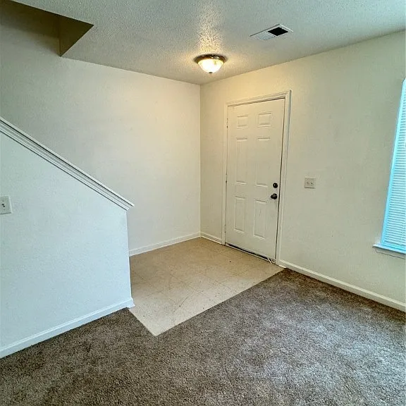 23 Bearing Cir — Photo 2