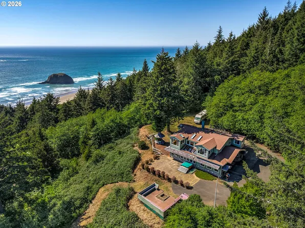 32307 Ruby Ln, Seaside, OR 97138
