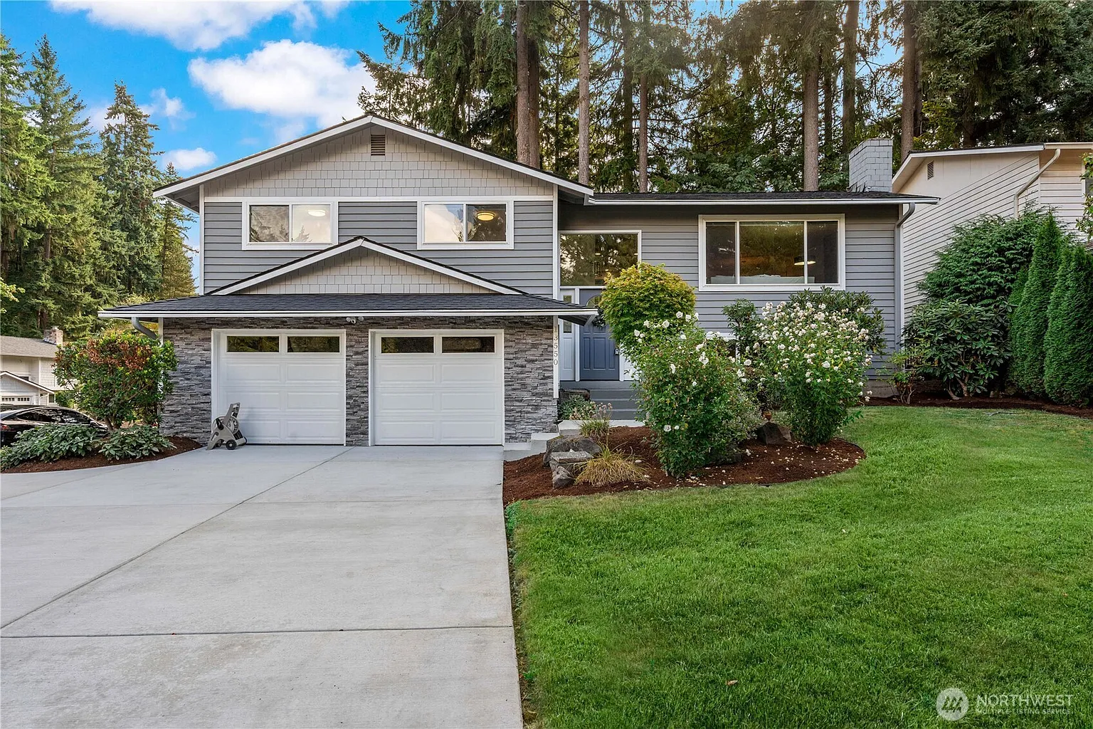 13550 127th Ave NE photo 1
