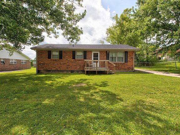 2nd image of 583 Magnolia Dr