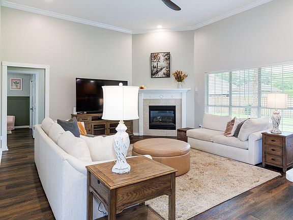 5th image of 8525 Gayla Ct
