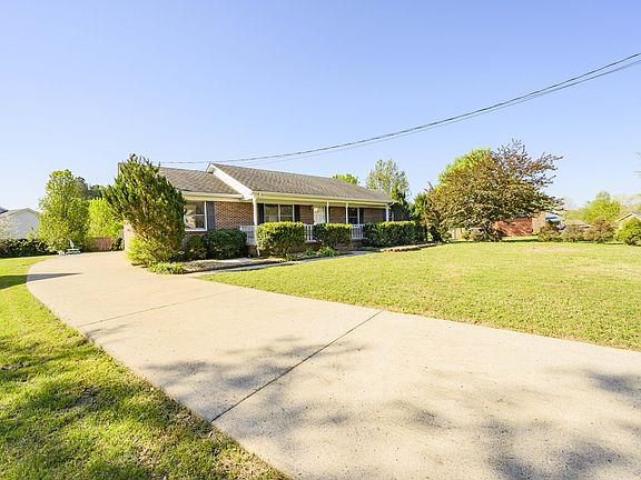 3rd image of 533 Sun Cir